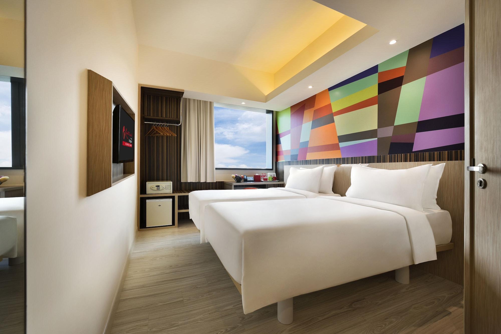 Genting Hotel Jurong Singapore Esterno foto