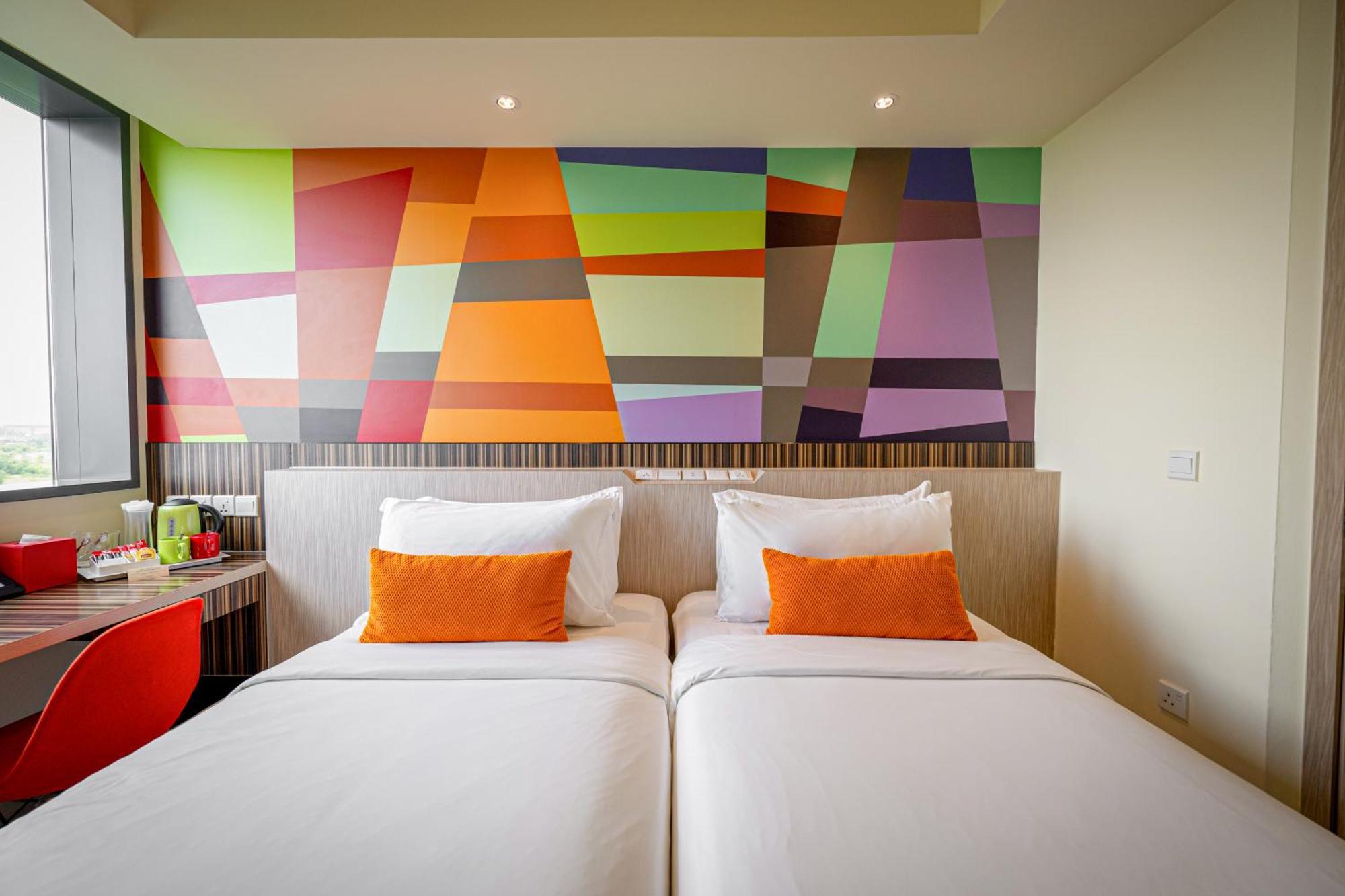 Genting Hotel Jurong Singapore Esterno foto
